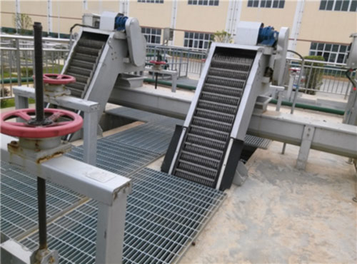 九游娱乐下载安装载入手机:承德：山村大棚“种”海马